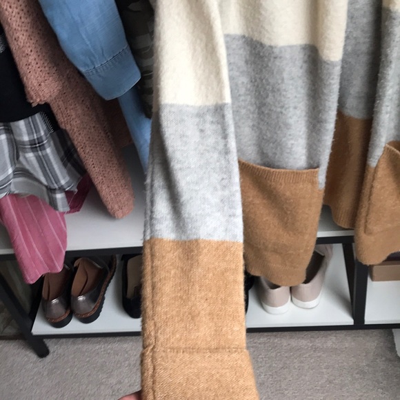 Hooded Colorblock Cardigan - Picture 3 of 5